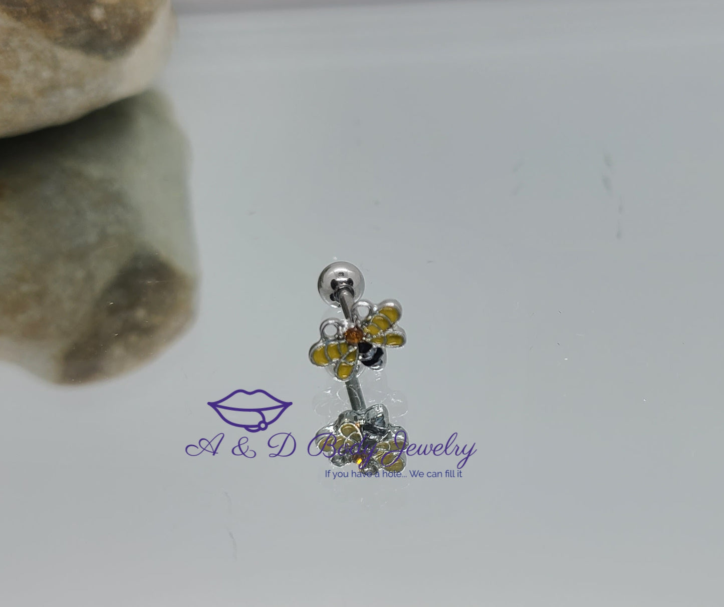 Bumble Bee Cartilage Earring - Cartilage Barbell