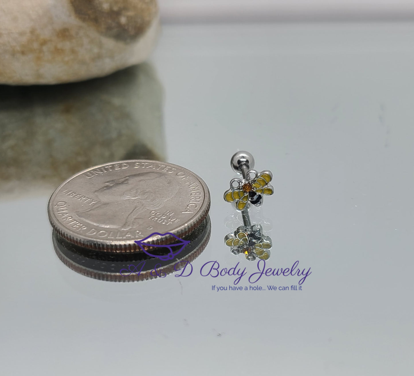 Bumble Bee Cartilage Earring - Cartilage Barbell