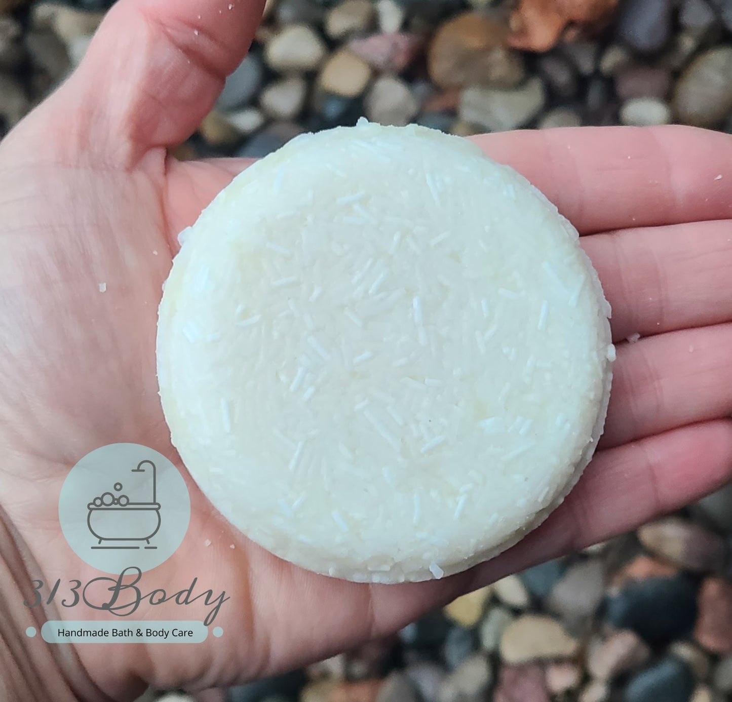 Water Lily and Jasmine Scented Shampoo & Conditioner Bars