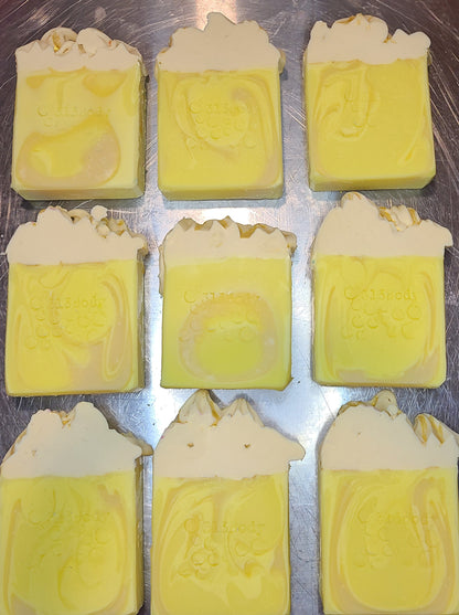 Leelanau Limoncello Handcrafted Soap - Sparkling Limoncello Scented