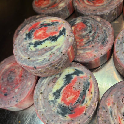 HEY HEY Hockeytown Handcrafted Soap - Eucalyptus & Spearmint Scented - Coffee Grounds Exfoliating