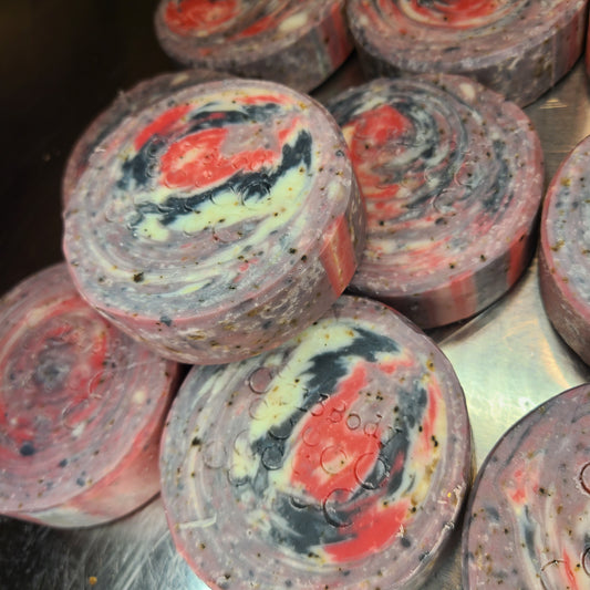 HEY HEY Hockeytown Handcrafted Soap - Eucalyptus & Spearmint Scented - Coffee Grounds Exfoliating
