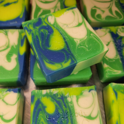 House Divided Hancrafted Soap - Black Violet Saffron Scented